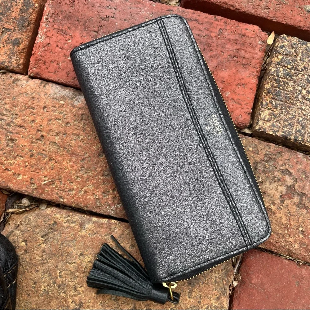 Fossil Black Canvas Tote & Wallet with Silver Accents - Picture 8 of 10